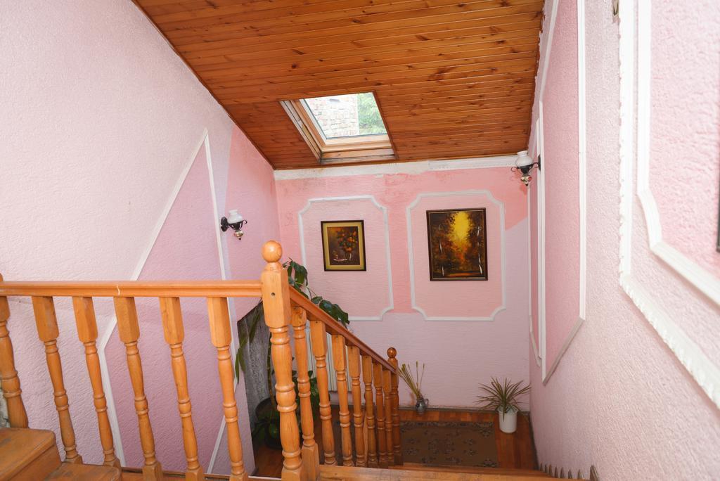Отель Beli Dvor Сомбор Экстерьер фото